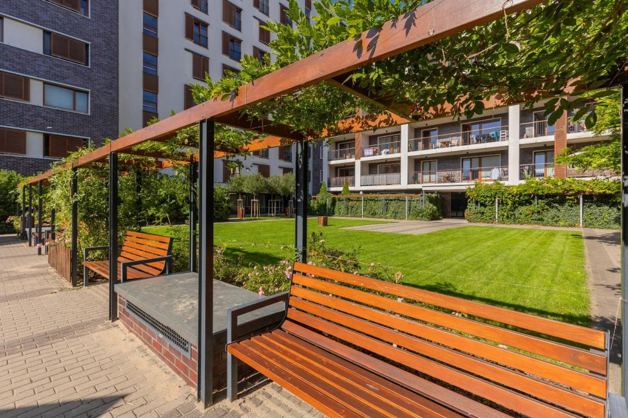 Old Mokotow Spacious Two-Bedroom Apartment By Noclegi Renters Varsóvia Exterior foto