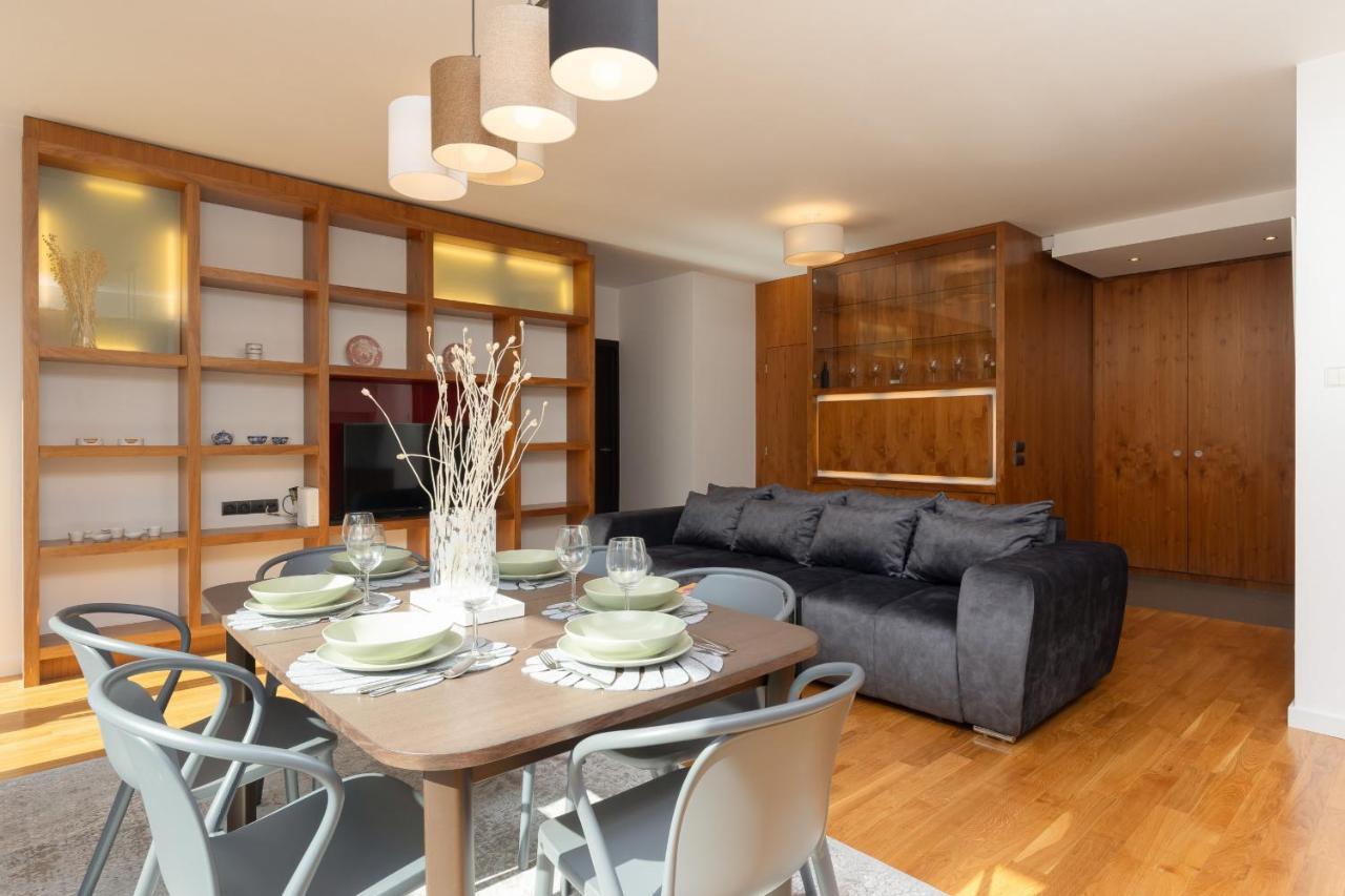 Old Mokotow Spacious Two-Bedroom Apartment By Noclegi Renters Varsóvia Exterior foto