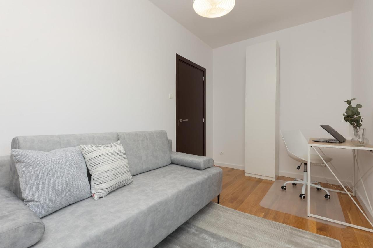 Old Mokotow Spacious Two-Bedroom Apartment By Noclegi Renters Varsóvia Exterior foto