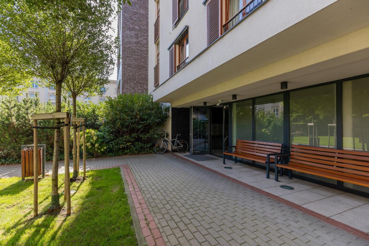 Old Mokotow Spacious Two-Bedroom Apartment By Noclegi Renters Varsóvia Exterior foto